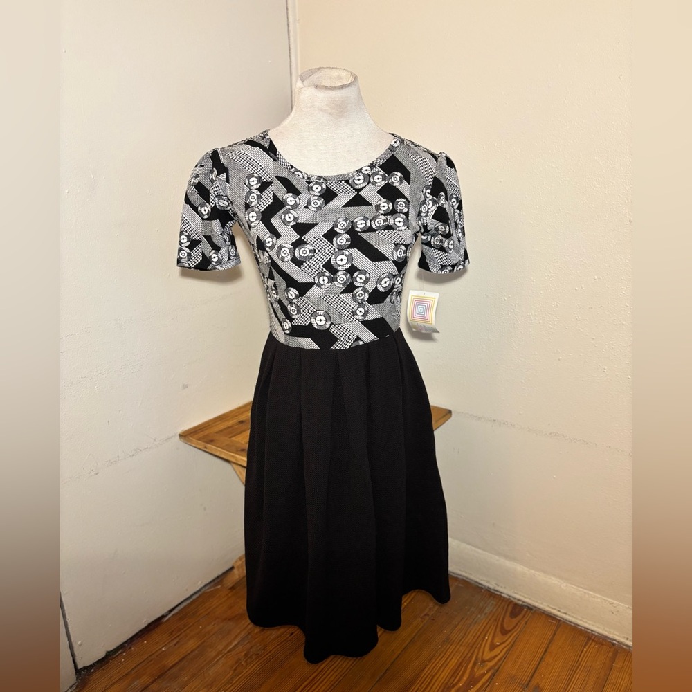 LuLaRoe Amelia Dress NWT